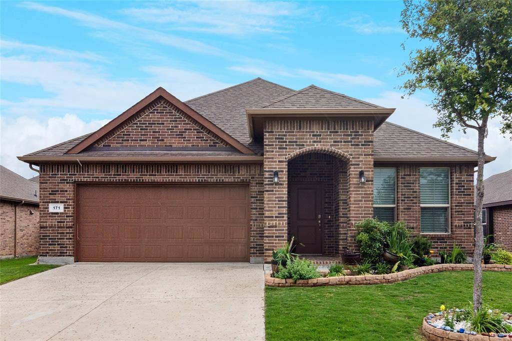 171 Colter Drive, Waxahachie, TX 75167 171 Colter Drive, Waxahachie, TX 75167