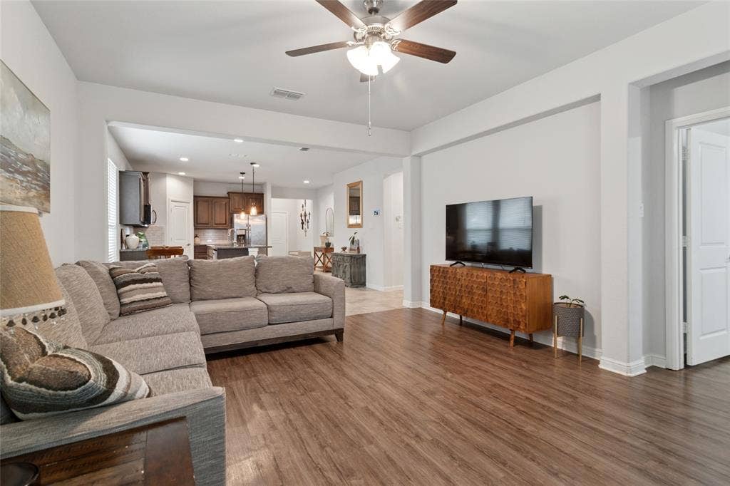 171 Colter Drive, Waxahachie, TX 75167 171 Colter Drive, Waxahachie, TX 75167