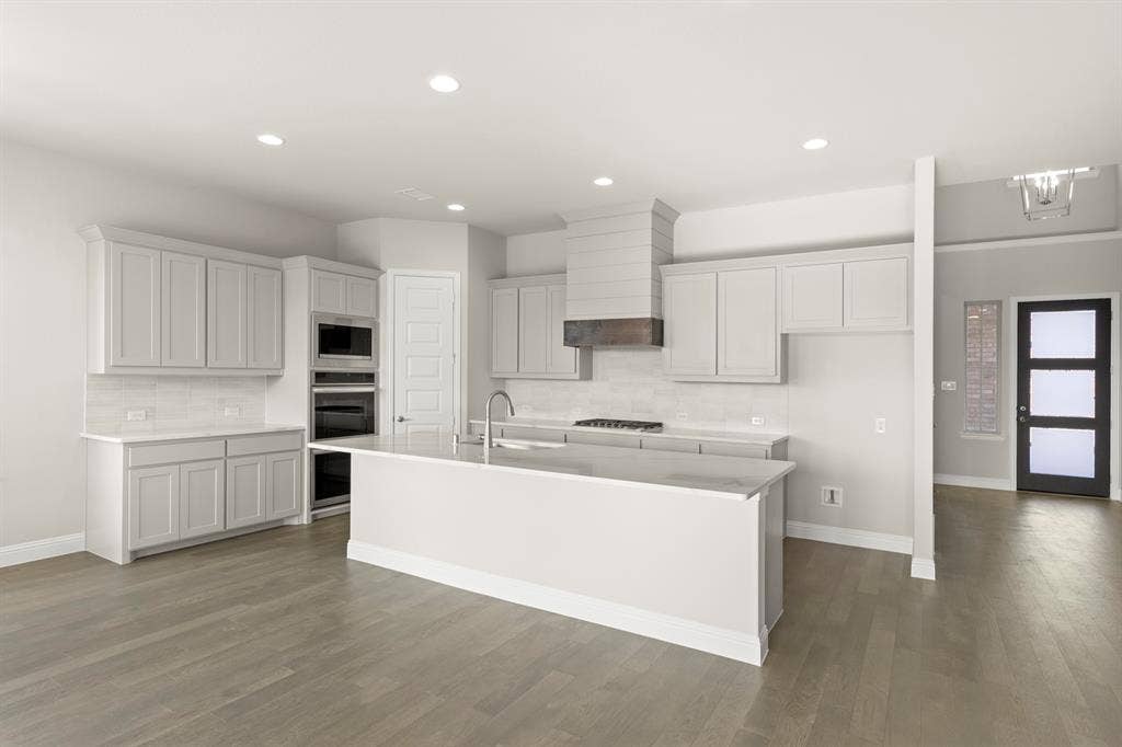 7_10. 1928 Wishon - Kitchen (2).jpg