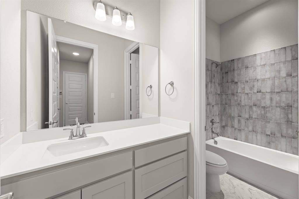 21_05. 1928 Wishon - 2ND Bath.jpg
