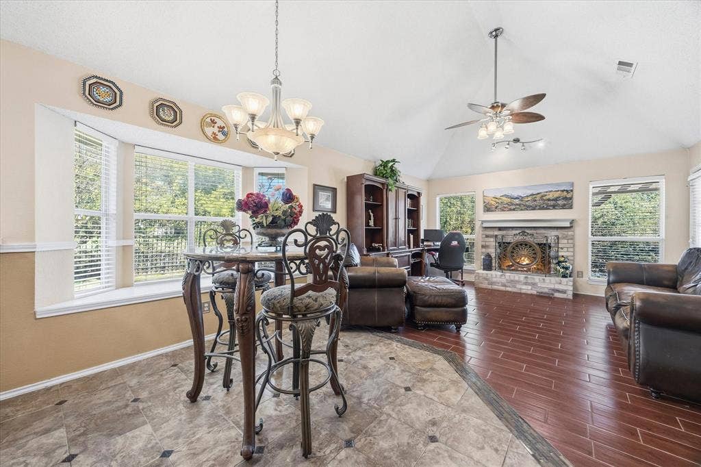 6412 Bluebonnet Drive, Rowlett, TX 75089 Breakfast area opens onto family room