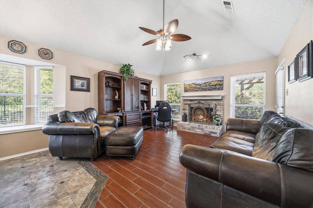 6412 Bluebonnet Drive, Rowlett, TX 75089 Picture your family here!