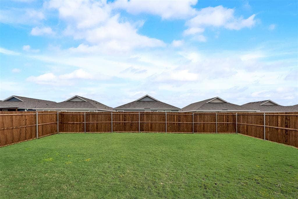 205 Jasmine Drive, Princeton, TX 75407 205 Jasmine Drive, Princeton, TX 75407