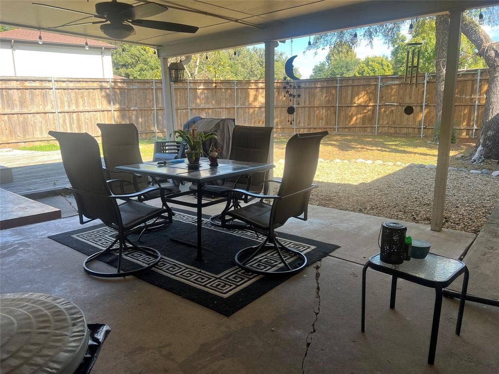 2612 Quail Run Drive, Plano, TX 75075 Large covered patio, plenty of room to entertain.