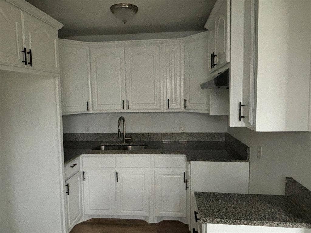 401 E Freeman Street, Ennis, TX 75119