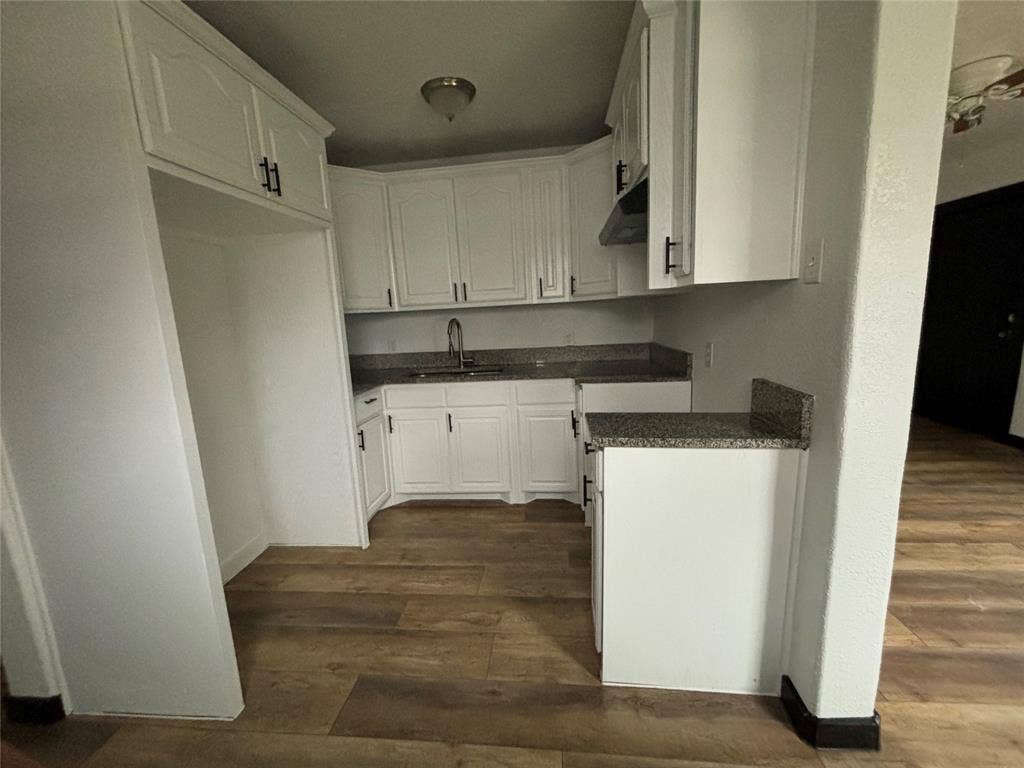 401 E Freeman Street, Ennis, TX 75119