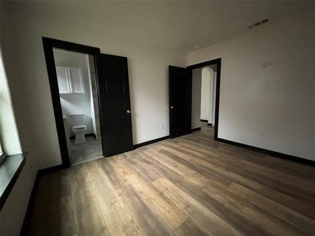 401 E Freeman Street, Ennis, TX 75119