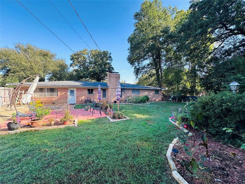 413 Davis Drive, Athens, TX 75751 413 Davis Drive, Athens, TX 75751