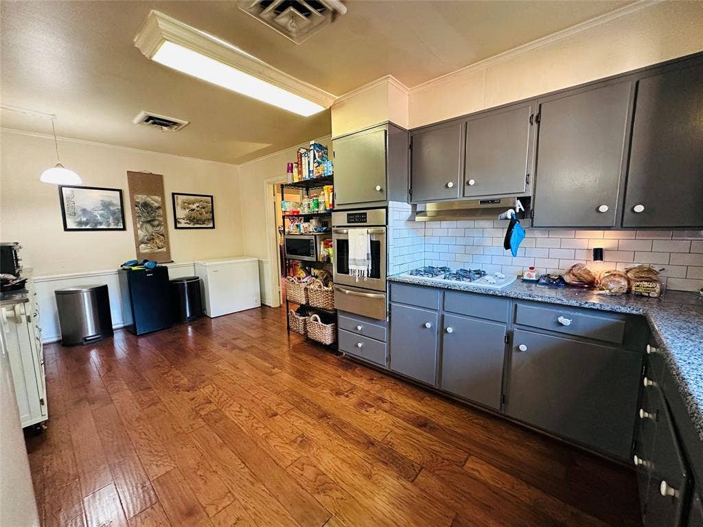 413 Davis Drive, Athens, TX 75751 413 Davis Drive, Athens, TX 75751
