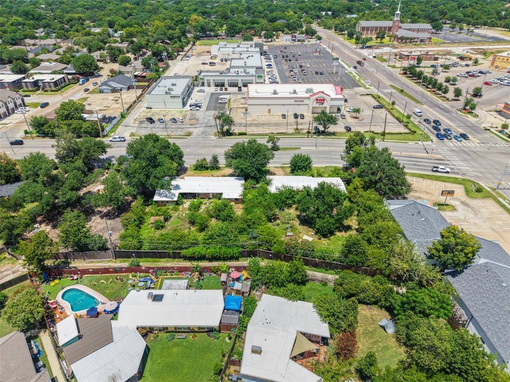 3658 Walnut Hill Lane, Dallas, TX 75229