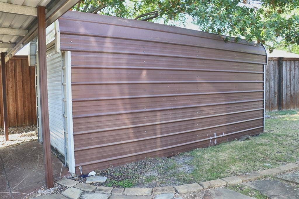 2400 Raintree Drive, Plano, TX 75074 2400 Raintree Drive, Plano, TX 75074