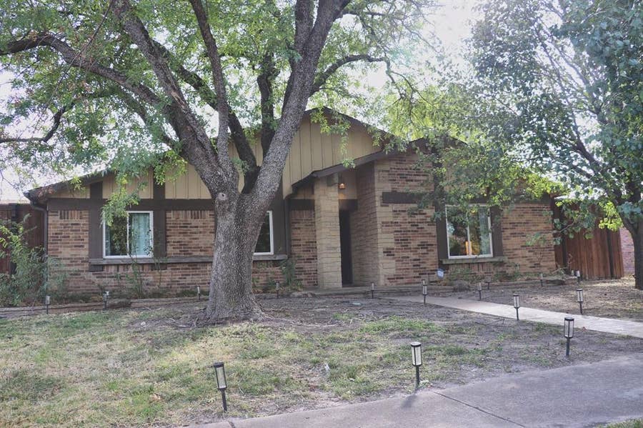 Property photo for 2400 Raintree Drive, Plano, TX