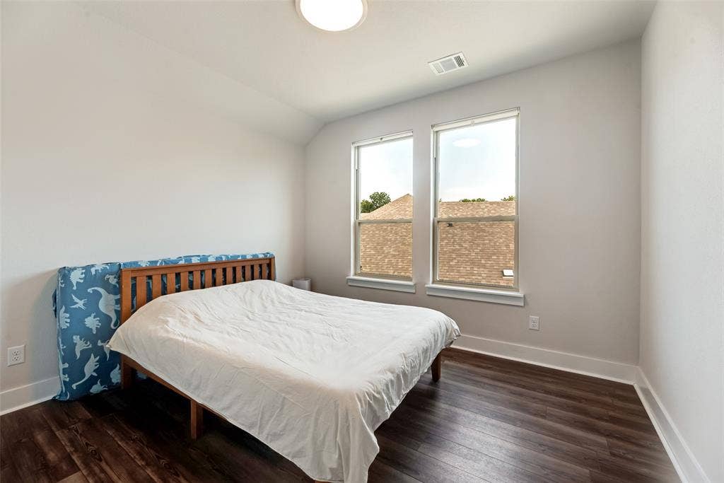 558 Torrey Pines Circle, Heath, TX 75032