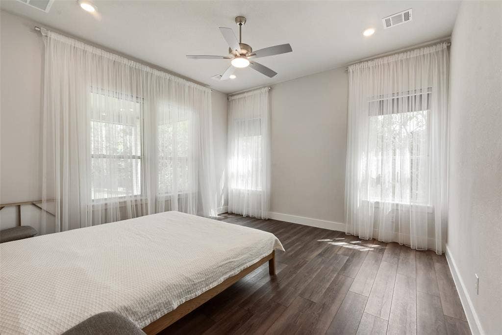 558 Torrey Pines Circle, Heath, TX 75032