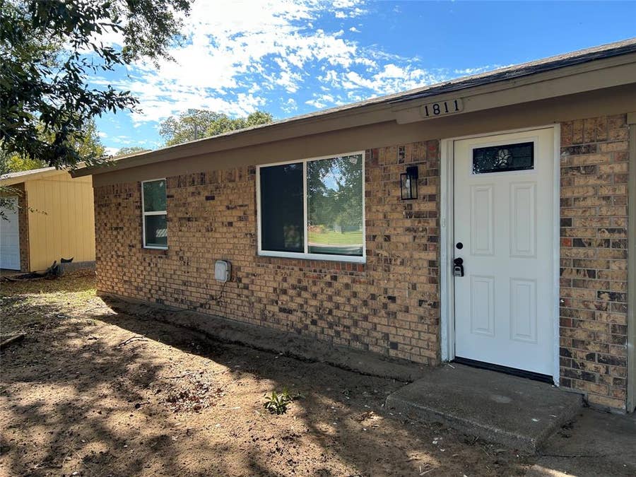 Property photo for 1811 Pelican W, Pelican Bay, TX