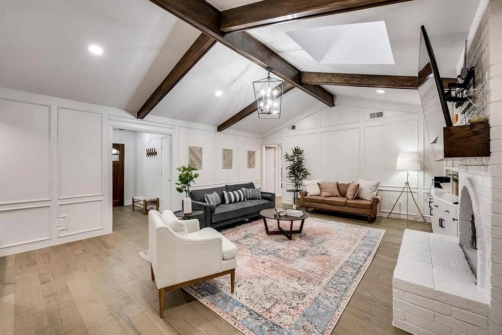 2836 Meadowbrook Drive, Plano, TX 75075 2836 Meadowbrook Drive, Plano, TX 75075