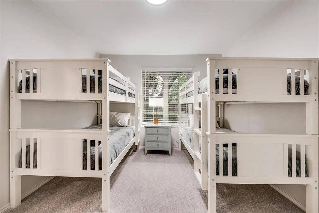 2836 Meadowbrook Drive, Plano, TX 75075 2836 Meadowbrook Drive, Plano, TX 75075