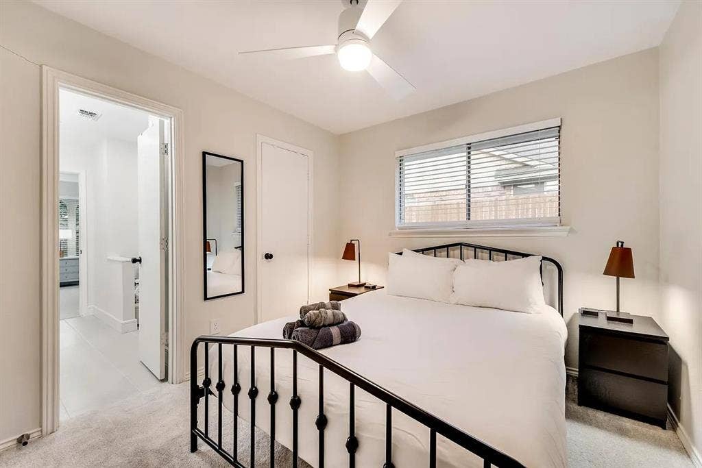 2836 Meadowbrook Drive, Plano, TX 75075 2836 Meadowbrook Drive, Plano, TX 75075
