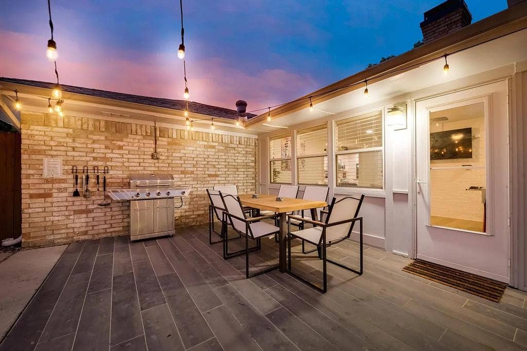 2836 Meadowbrook Drive, Plano, TX 75075 2836 Meadowbrook Drive, Plano, TX 75075