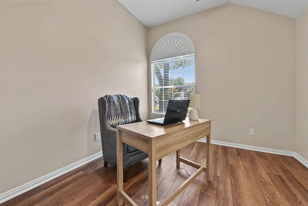 401 Stonebridge Circle, Allen, TX 75013 401 Stonebridge Circle, Allen, TX 75013
