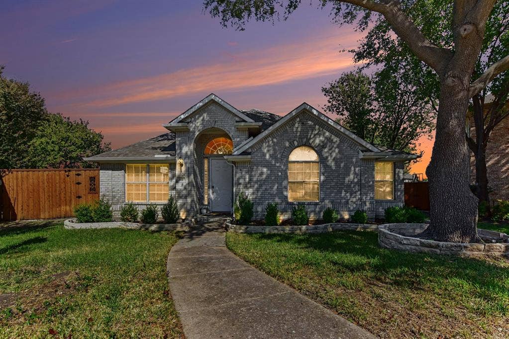 401 Stonebridge Circle, Allen, TX 75013 Twilight shot of home