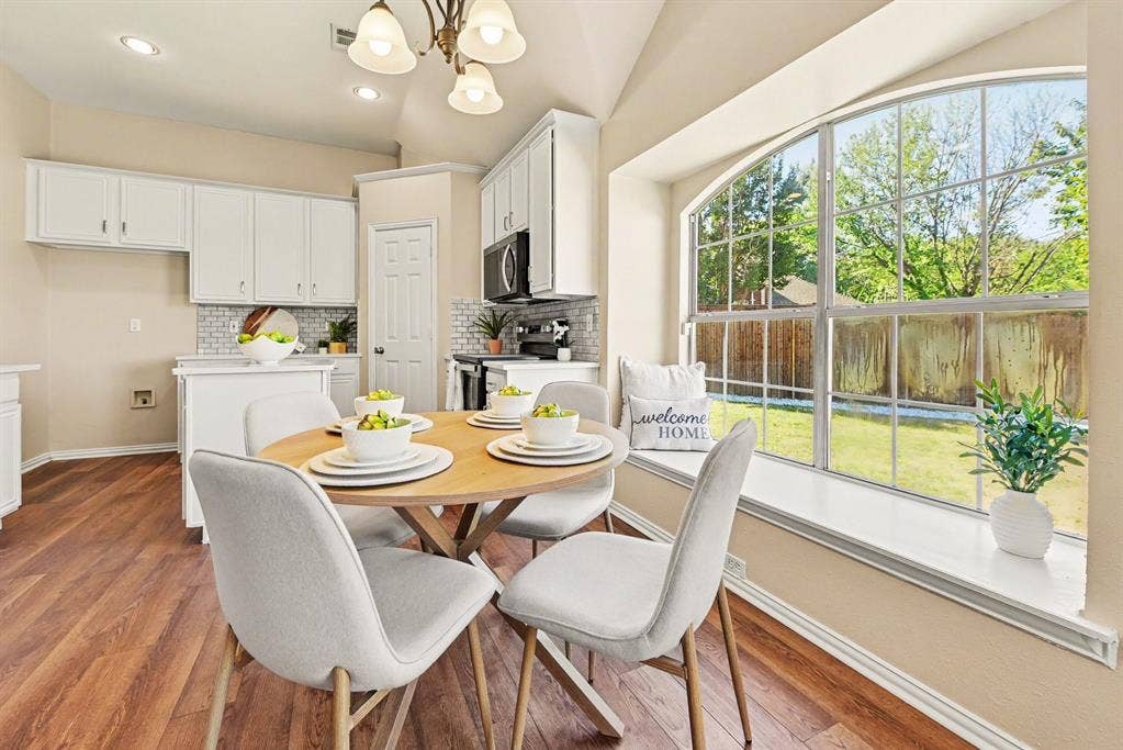 401 Stonebridge Circle, Allen, TX 75013 Breakfast room looks out into backyard