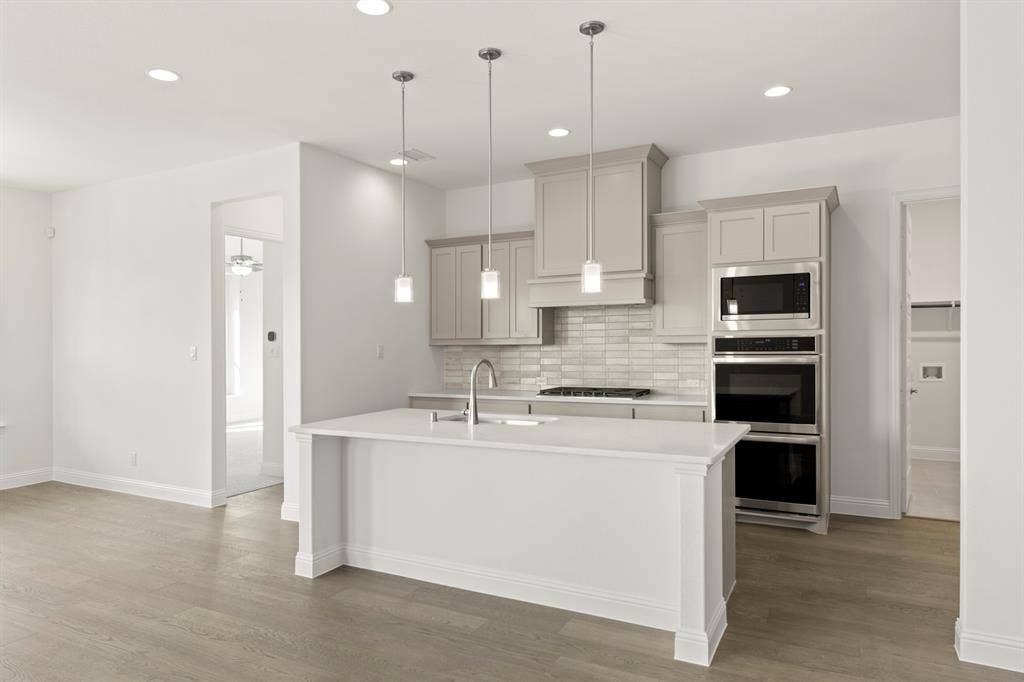 8_13. 3306 Agnew - Kitchen (3)