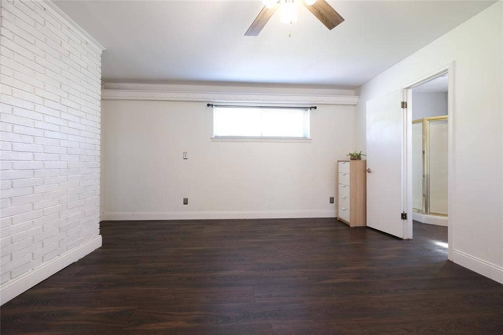 514 E Spring Valley Road, Richardson, TX 75081 Head on view of bedroom area