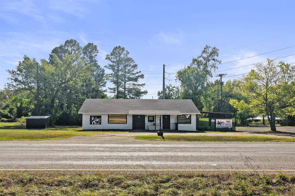 195 County Road 2100, #11, Daingerfield, TX 75638