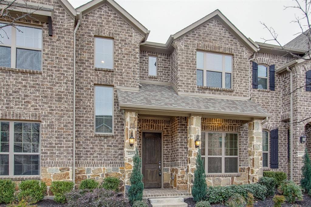 2209 Pinnacle Lane, Flower Mound, TX 75028