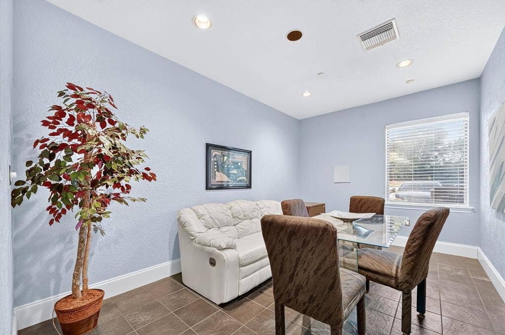5208 Village Creek, #102, Plano, TX 75093 5208 Village Creek, #102, Plano, TX 75093
