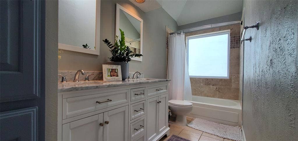3402 Taurus Drive, Garland, TX 75044 3402 Taurus Drive, Garland, TX 75044