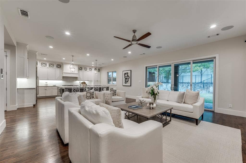 6655 Avian Drive, Dallas, TX 75230