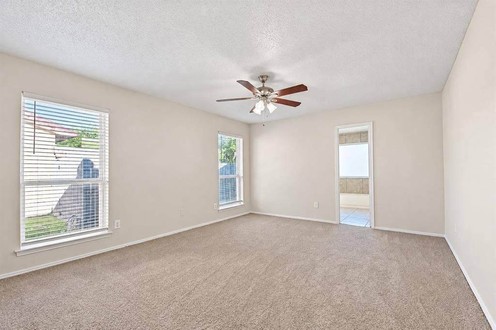 3018 Meadow Creek Court, Grand Prairie, TX 75052 3018 Meadow Creek Court, Grand Prairie, TX 75052