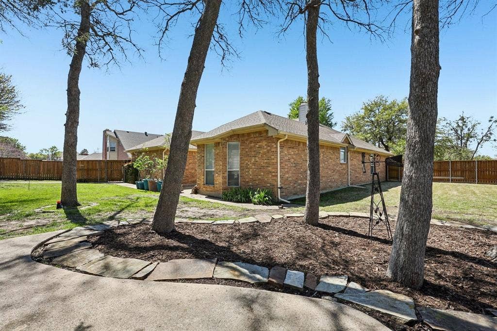 524 Jasmine Drive, Murphy, TX 75094 524 Jasmine Drive, Murphy, TX 75094