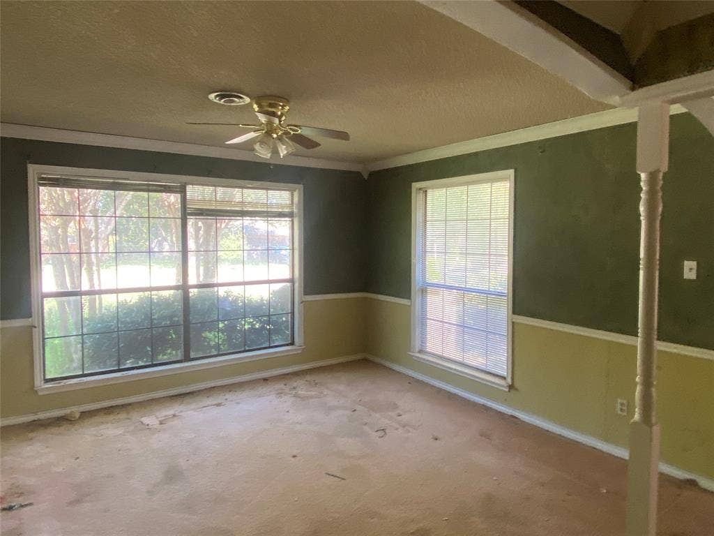 308 Valleyglen Drive, DeSoto, TX 75115 308 Valleyglen Drive, DeSoto, TX 75115