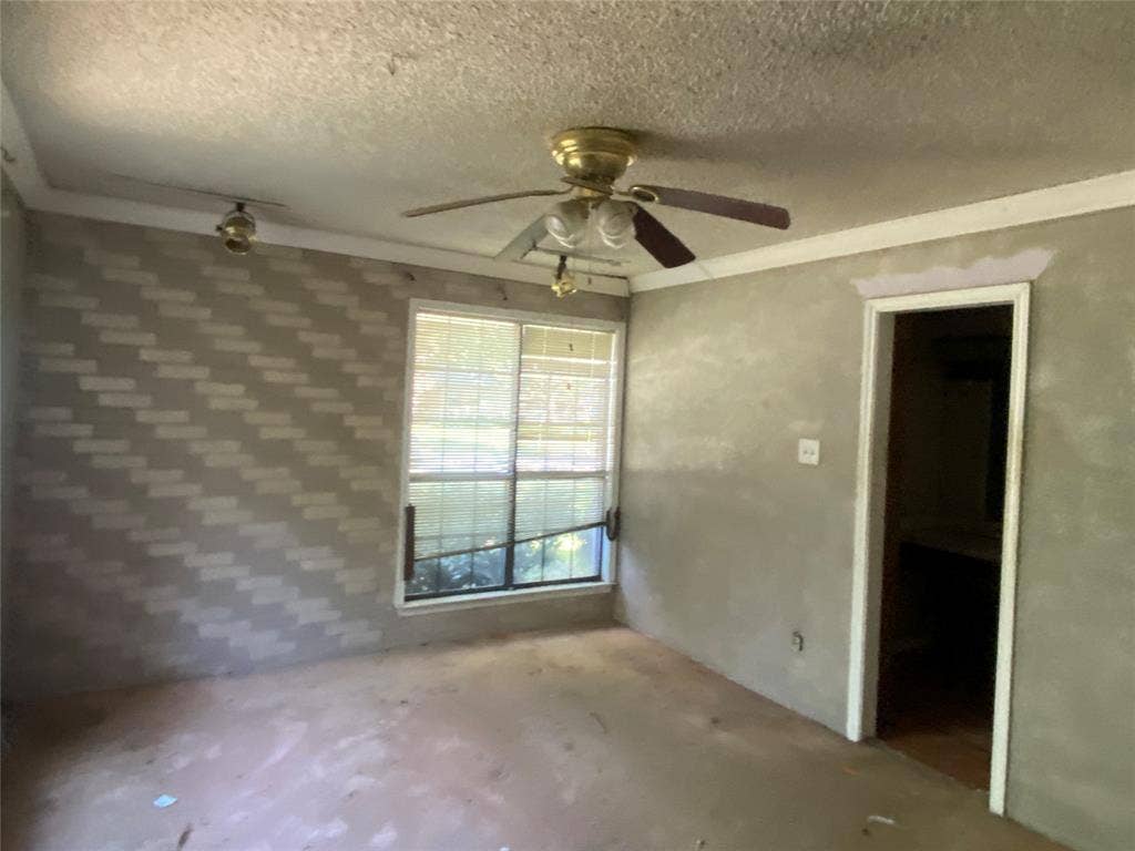 308 Valleyglen Drive, DeSoto, TX 75115 308 Valleyglen Drive, DeSoto, TX 75115