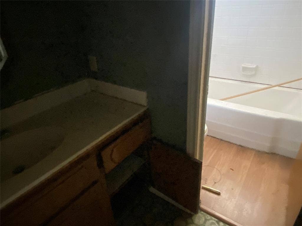 308 Valleyglen Drive, DeSoto, TX 75115 308 Valleyglen Drive, DeSoto, TX 75115