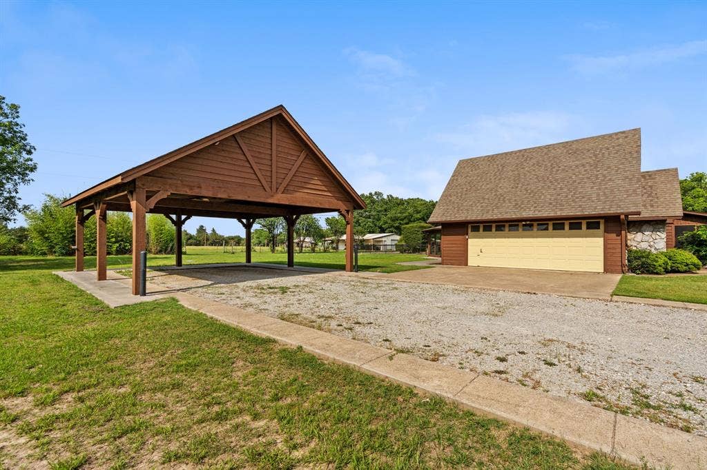 1604 Hollow Way Lane, Quinlan, TX 75474 1604 Hollow Way Lane, Quinlan, TX 75474