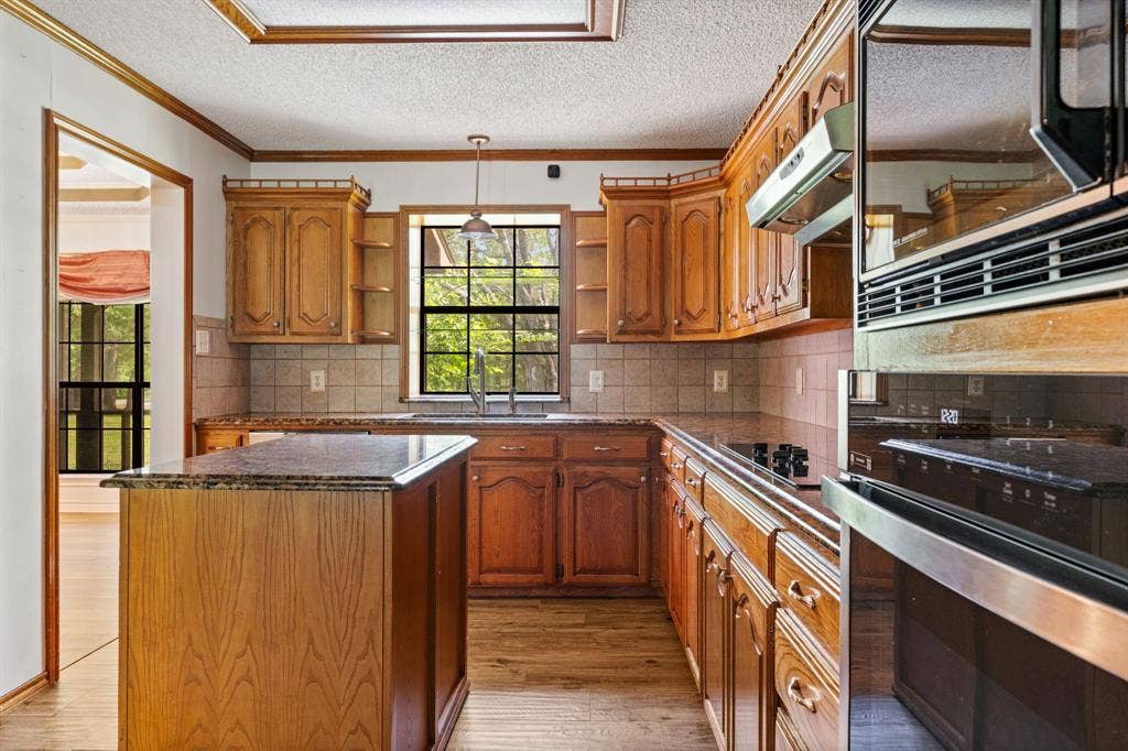 1604 Hollow Way Lane, Quinlan, TX 75474 1604 Hollow Way Lane, Quinlan, TX 75474