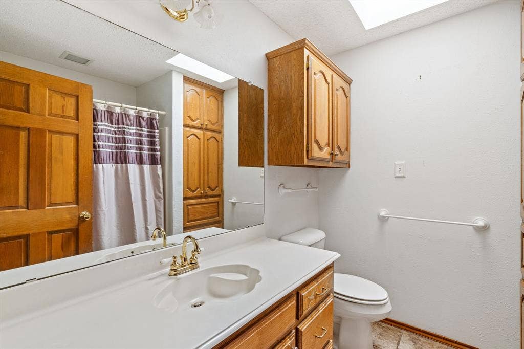1604 Hollow Way Lane, Quinlan, TX 75474 1604 Hollow Way Lane, Quinlan, TX 75474