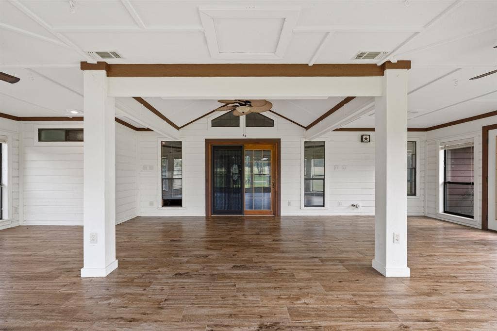 1604 Hollow Way Lane, Quinlan, TX 75474 1604 Hollow Way Lane, Quinlan, TX 75474