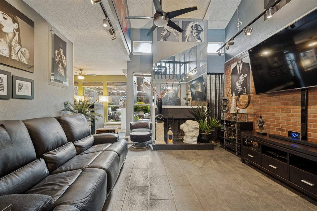 606 Campana Court, Irving, TX 75061 606 Campana Court, Irving, TX 75061