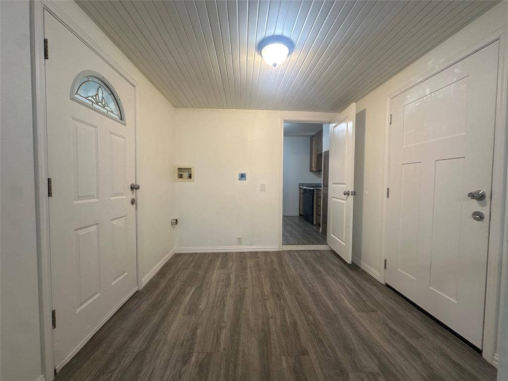 6403 Military Parkway, Dallas, TX 75227 6403 Military Parkway, Dallas, TX 75227