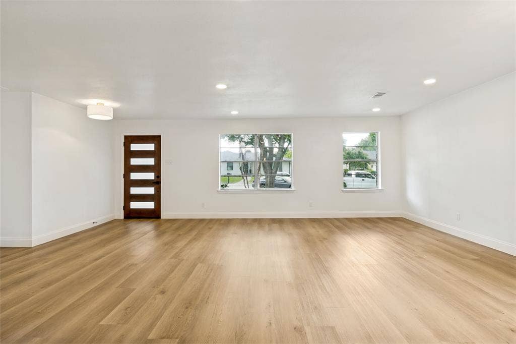 437 Summit Drive, Richardson, TX 75081 437 Summit Drive, Richardson, TX 75081