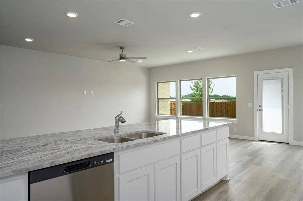 205 Woodhollow Drive, Blue Ridge, TX 75424 205 Woodhollow Drive, Blue Ridge, TX 75424