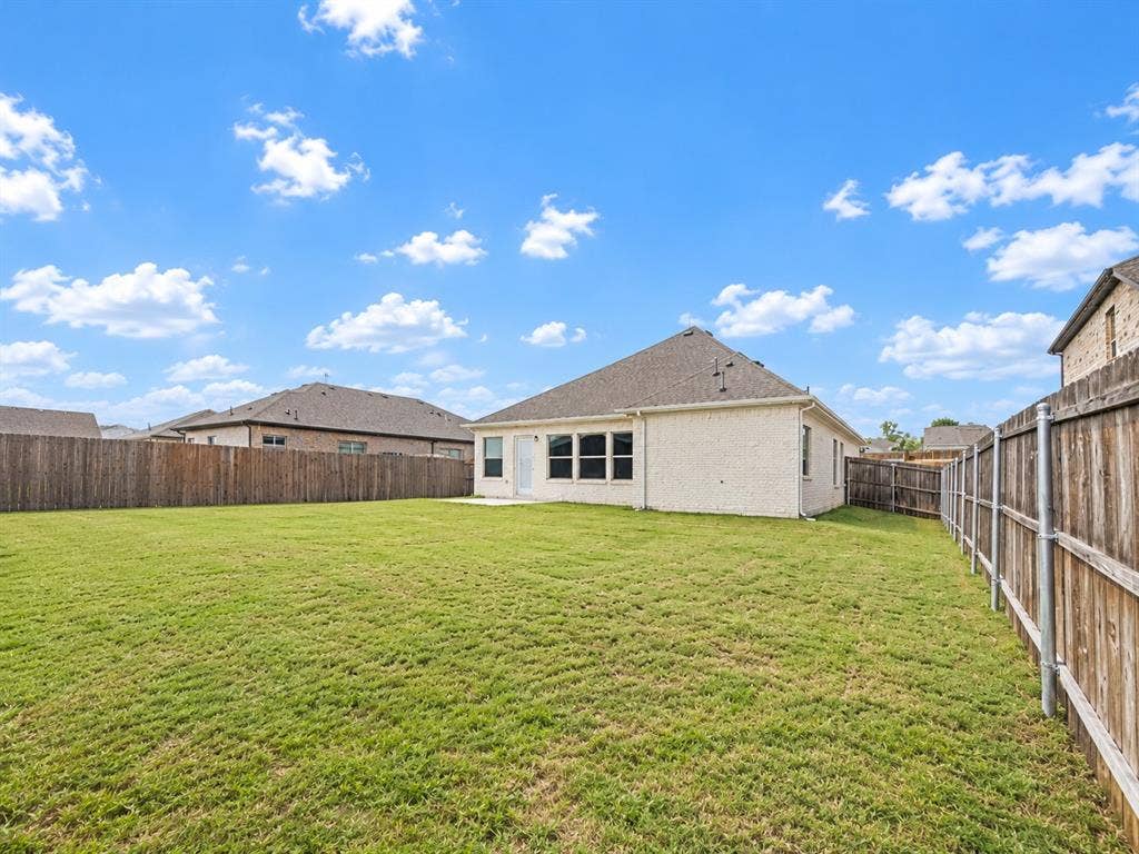205 Woodhollow Drive, Blue Ridge, TX 75424 205 Woodhollow Drive, Blue Ridge, TX 75424