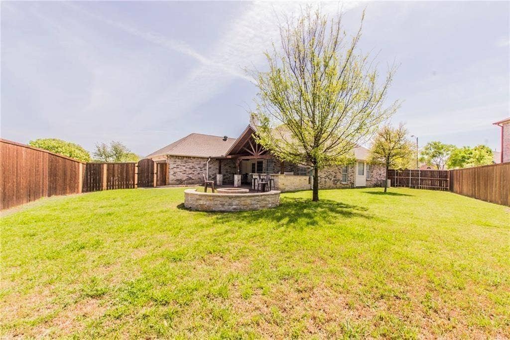 1403 Morningside Lane, Allen, TX 75002 1403 Morningside Lane, Allen, TX 75002