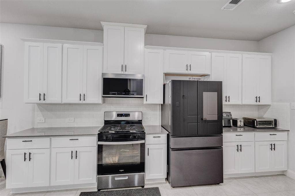 117 Tortugas Drive, Allen, TX 75002 117 Tortugas Drive, Allen, TX 75002