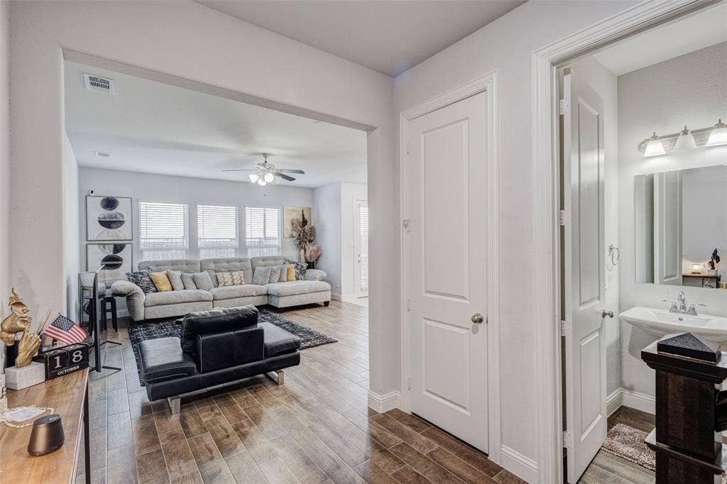 117 Tortugas Drive, Allen, TX 75002 117 Tortugas Drive, Allen, TX 75002